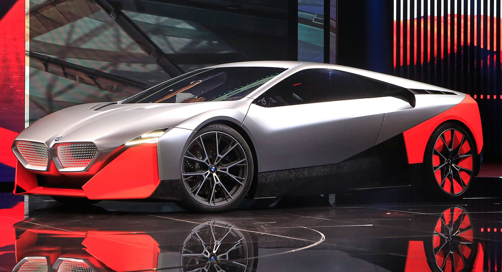 The Future Is Now Unveiling The 2019 Bmw Vision M Next Concept