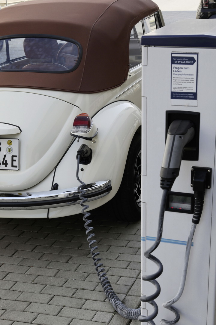 Volkswagen Creates Classic Beetle With e-Up!-Sourced Electric Powertrain