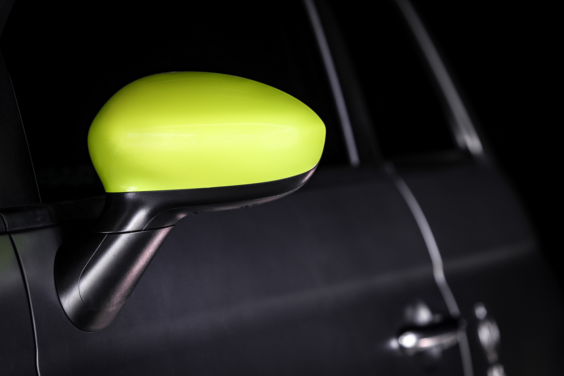 New Abarth 595 Pista Packs 165 PS In A More Focused Chassis