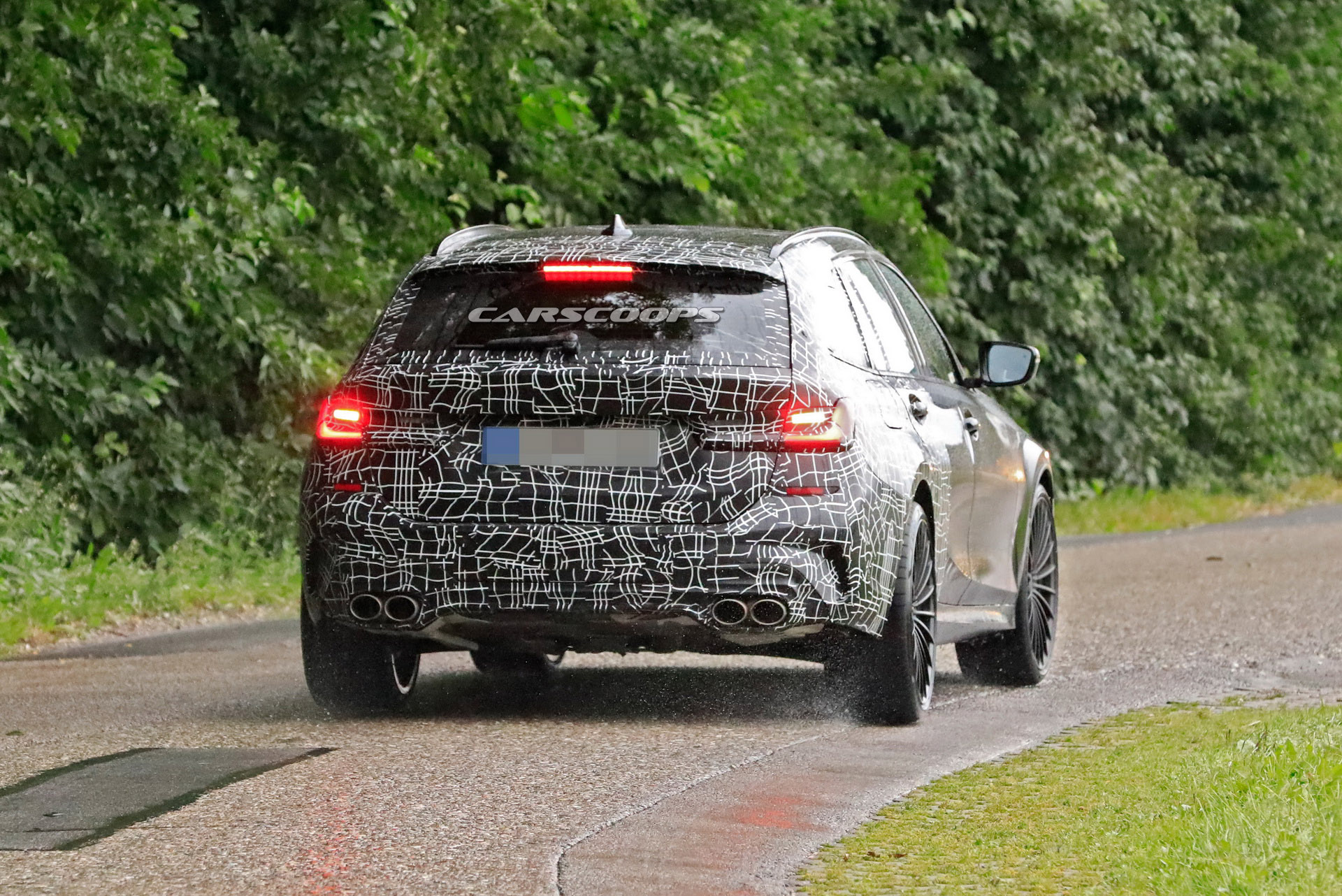 Frankfurt-Bound Alpina B3 Touring Spied Undergoing Tests