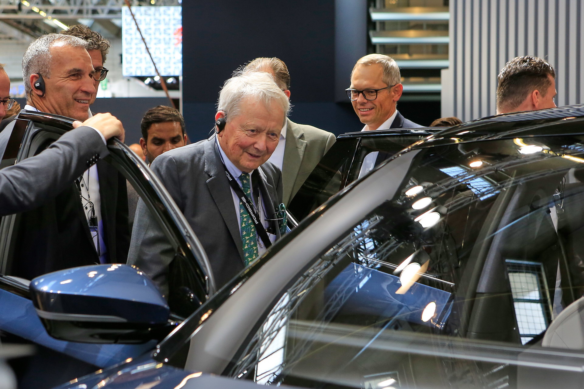 Production Byton M-Byte EV Retains Ginormous 48-Inch Digital Dash, Starts At €45,000