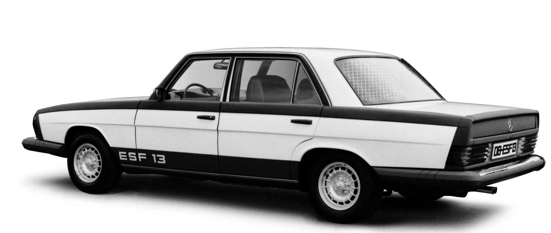 Mercedes’ New Experimental Safety Vehicle Is The World’s Most Clever GLE