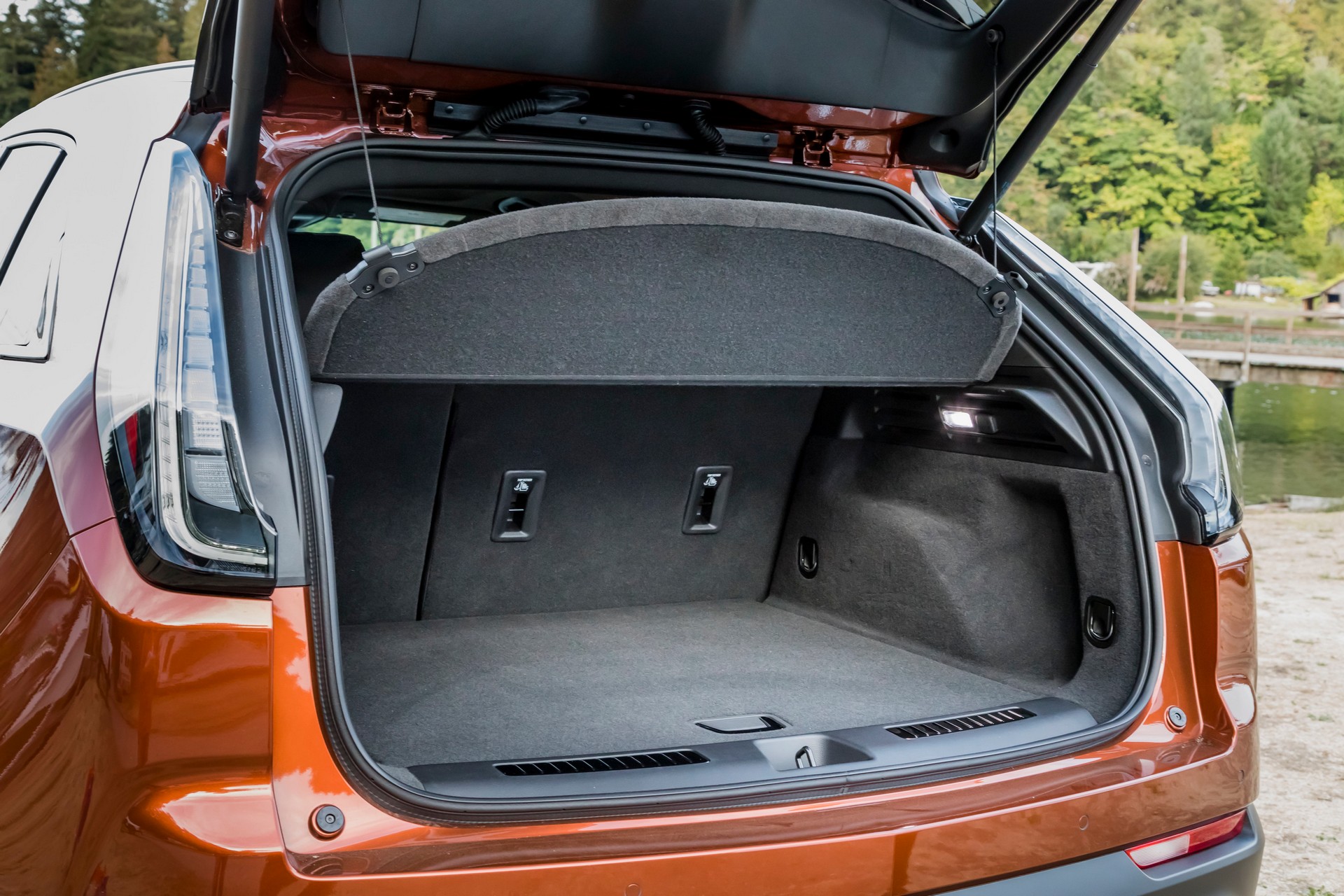 Cadillac XT4 Headed To Europe Next Year With Diesel Power, Optional AWD