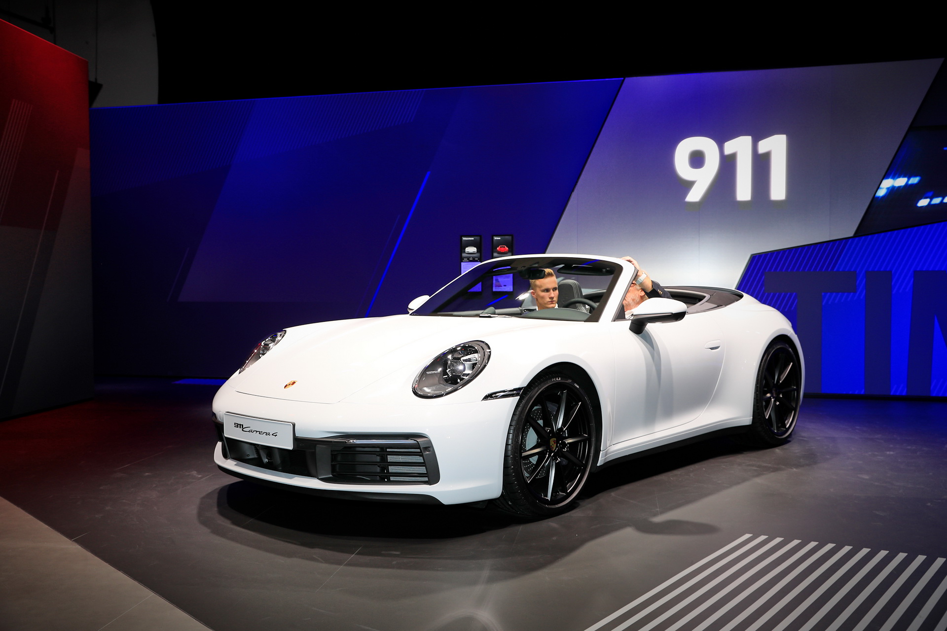 2020 Porsche 911 Carrera 4 Coupe & Cabrio Promise All Weather Enjoyment