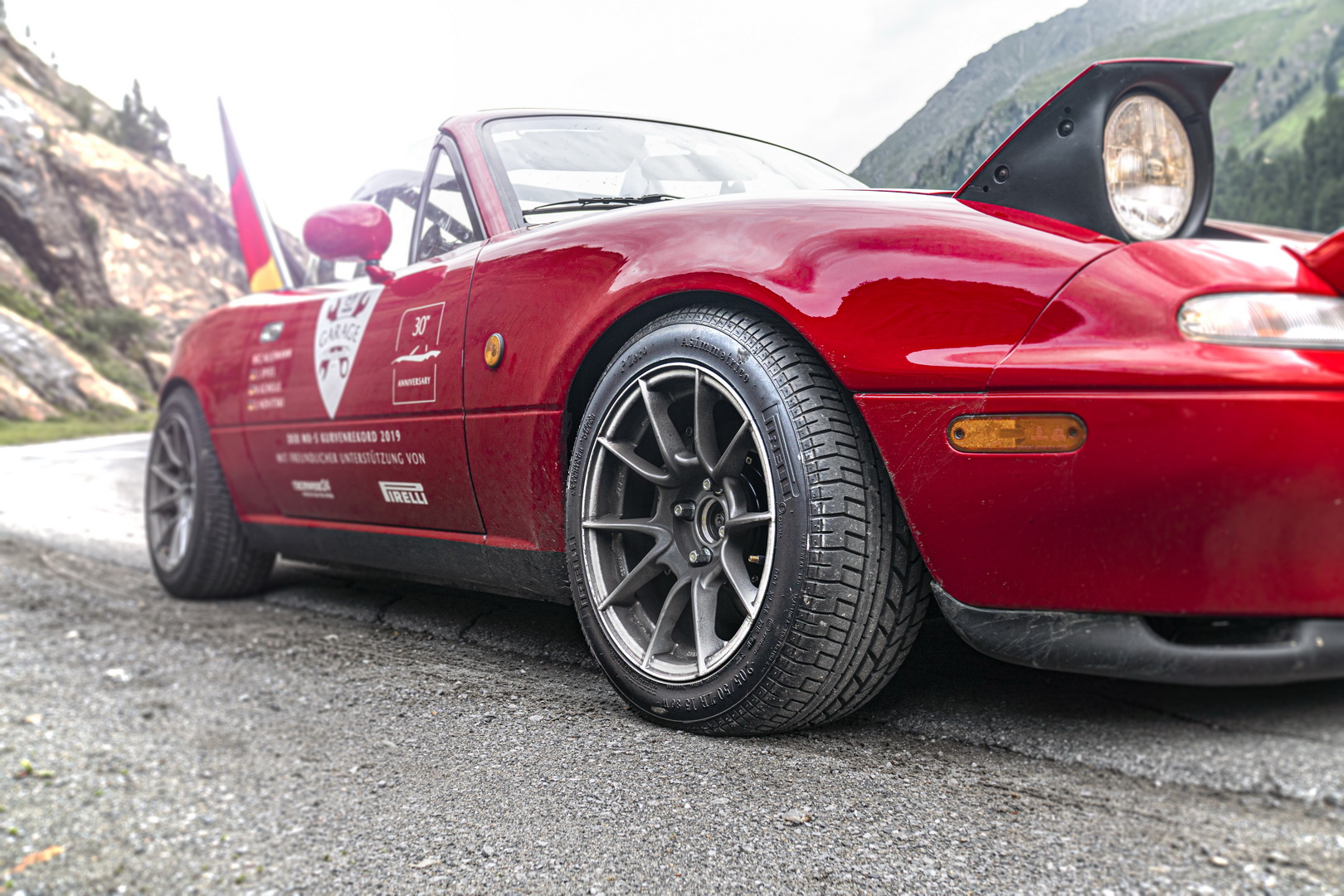 Mazda MX-5 Breaks A Record You Never Knew Existed, Always Wanted To Try