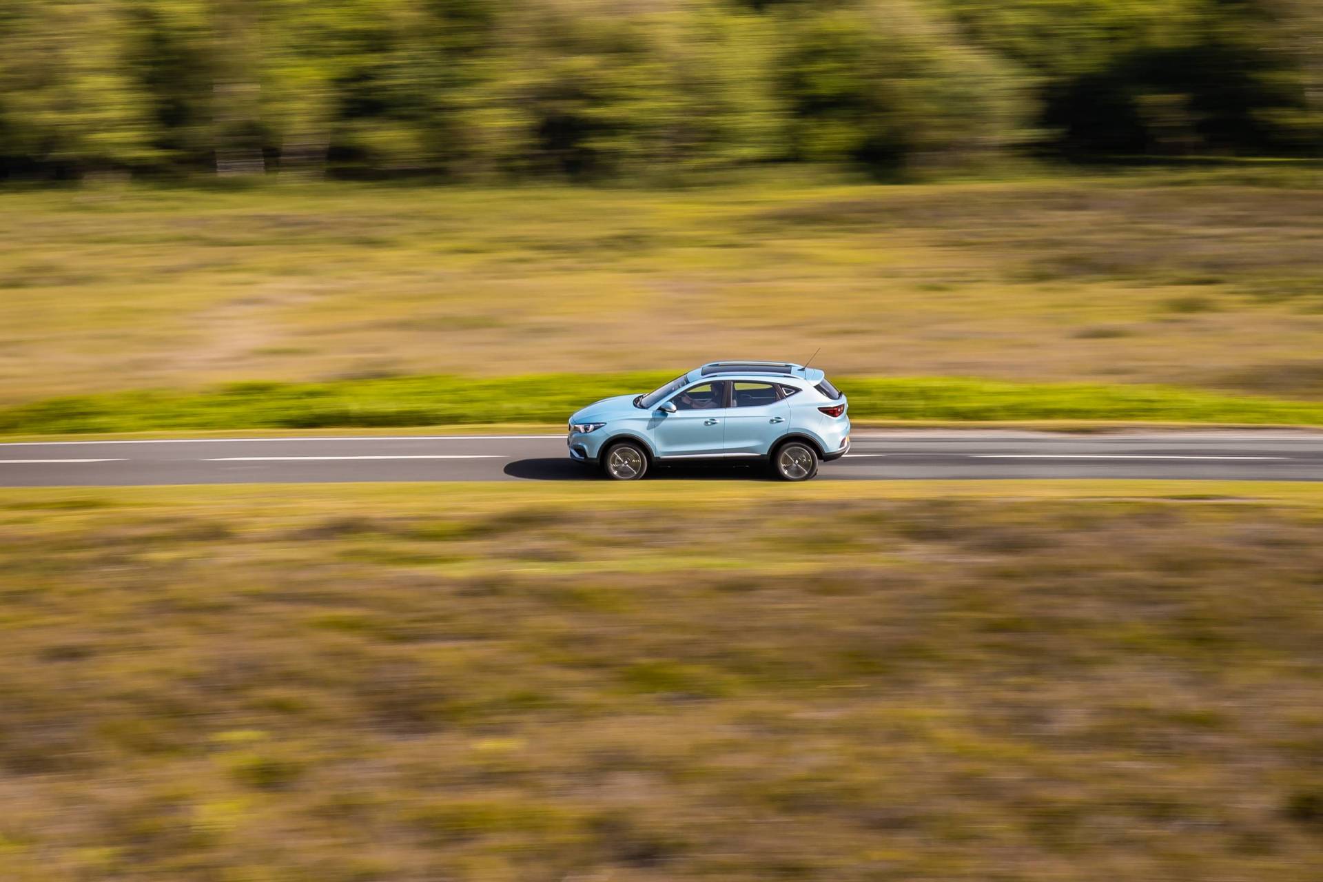 MG Racks Up 2,000 Orders For ZS EV, Extends Discounts To Next 1,000 Buyers