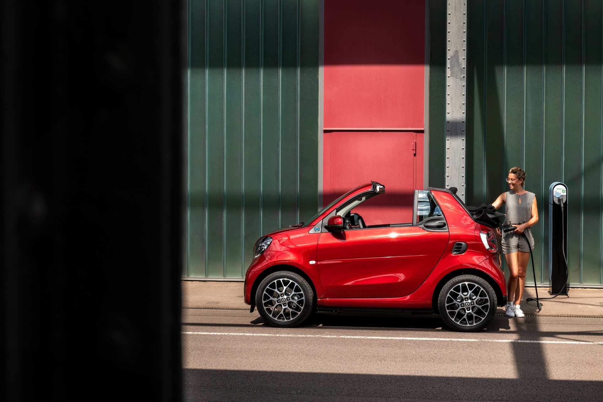 2020 Smart EQ ForTwo And ForFour Revealed With New Looks, Same Dismal Powertrain