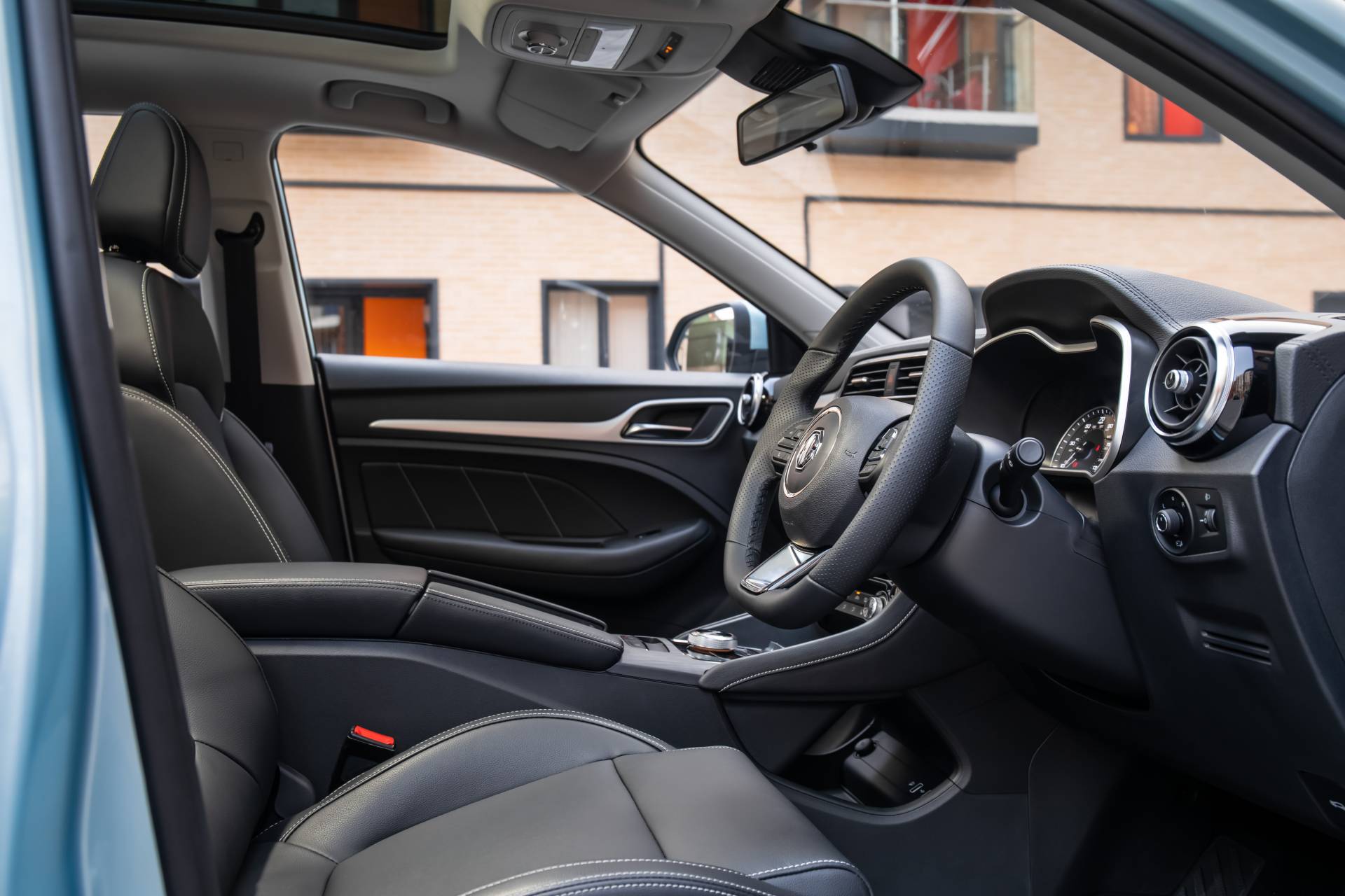 MG Racks Up 2,000 Orders For ZS EV, Extends Discounts To Next 1,000 Buyers