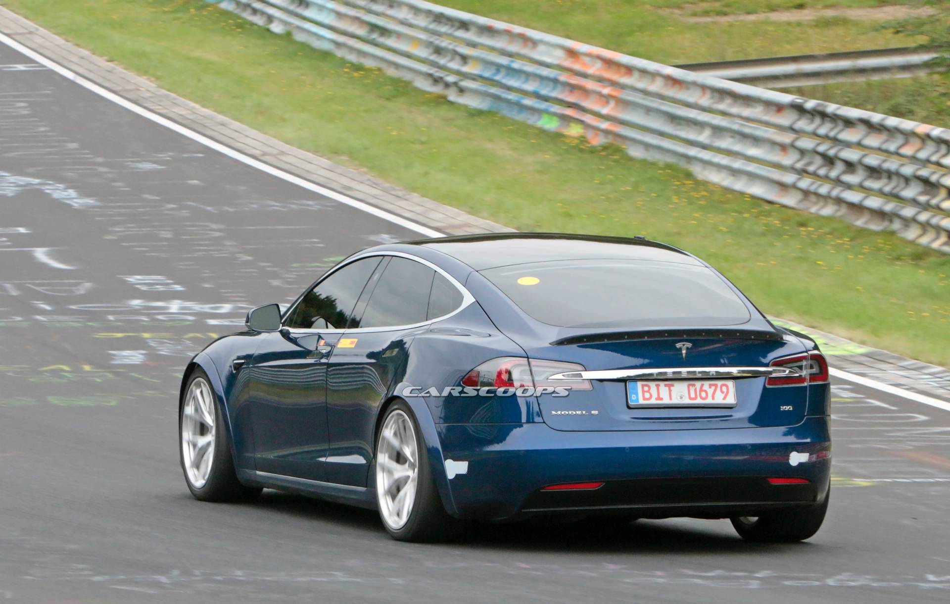 Tesla Model S Prototype Allegedly Demolishes Porsche Taycan’s ‘Ring Lap Record
