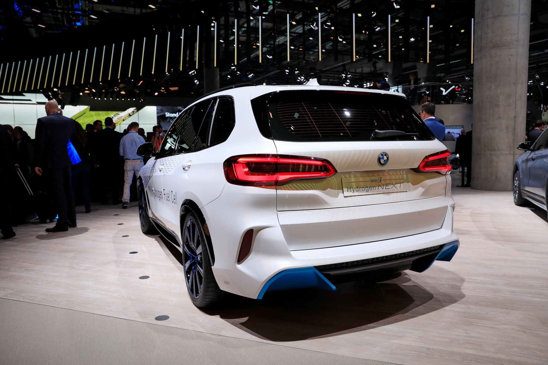 BMW’s Fuel Cell X5 Previewed By i Next Hydrogen Featuring Tech Jointly Developed With Toyota