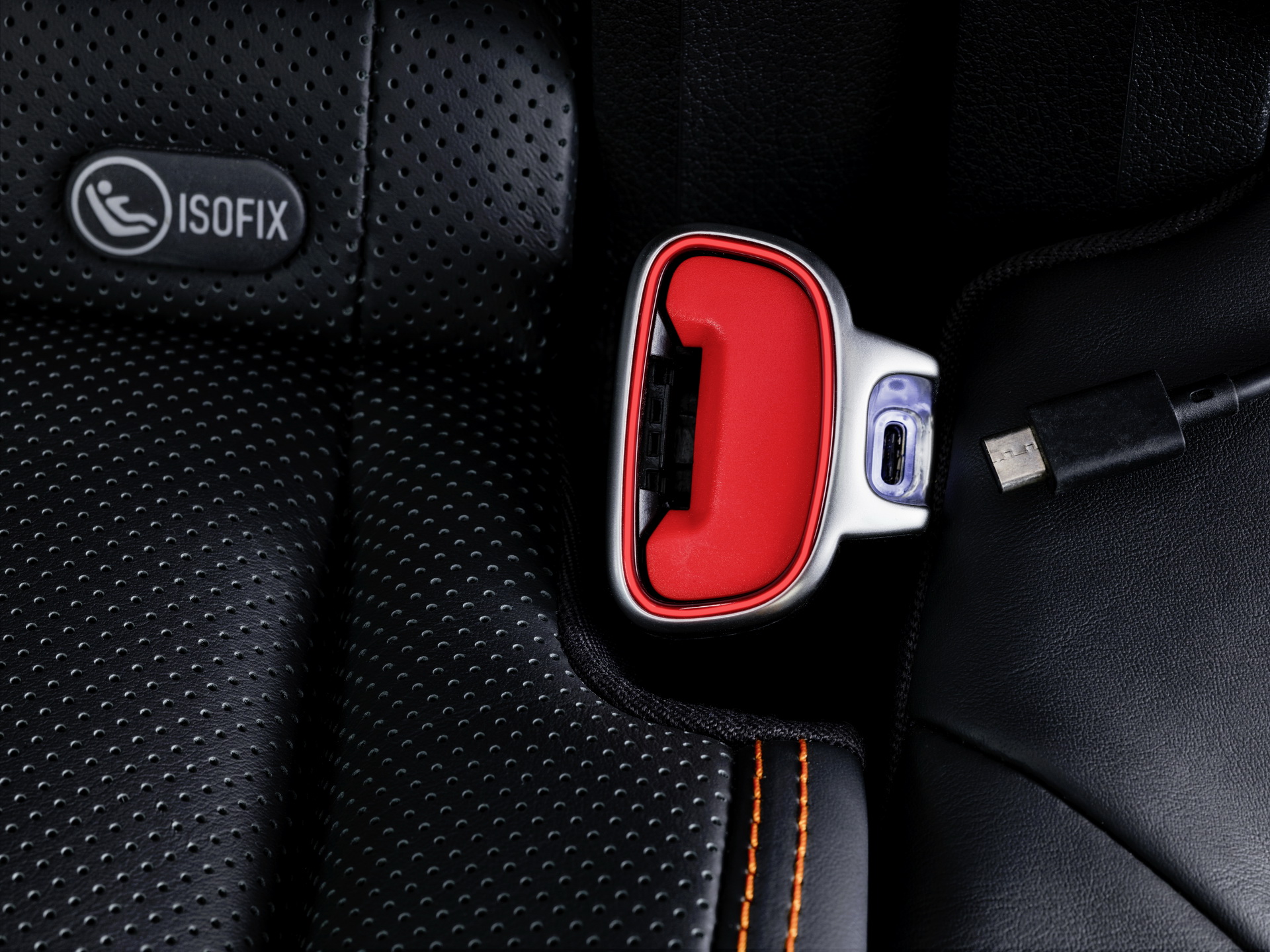 Mercedes’ New Experimental Safety Vehicle Is The World’s Most Clever GLE