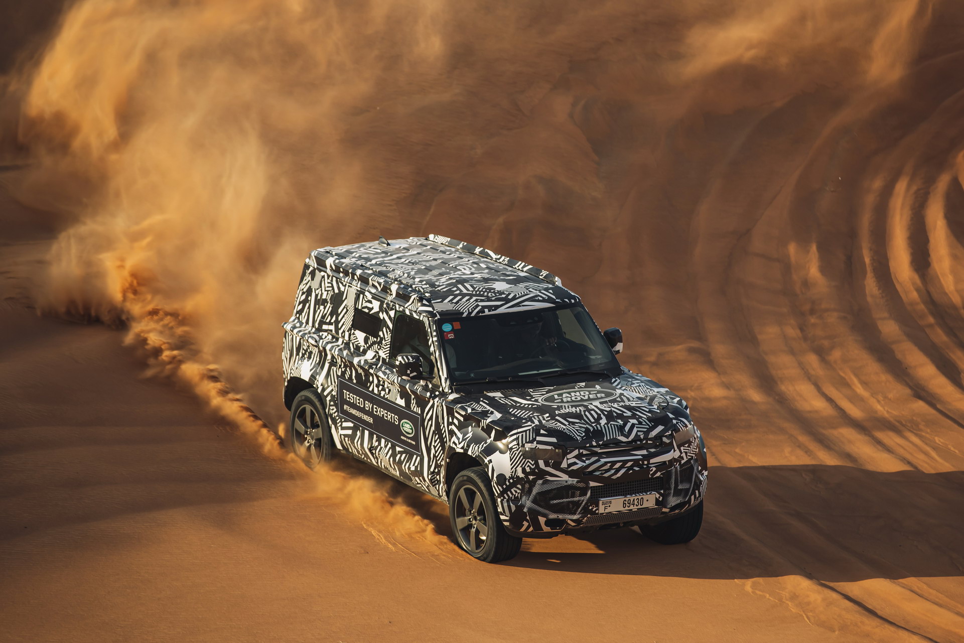 2020 Land Rover Defender Reborn As A Modern 4×4 With Advanced Tech