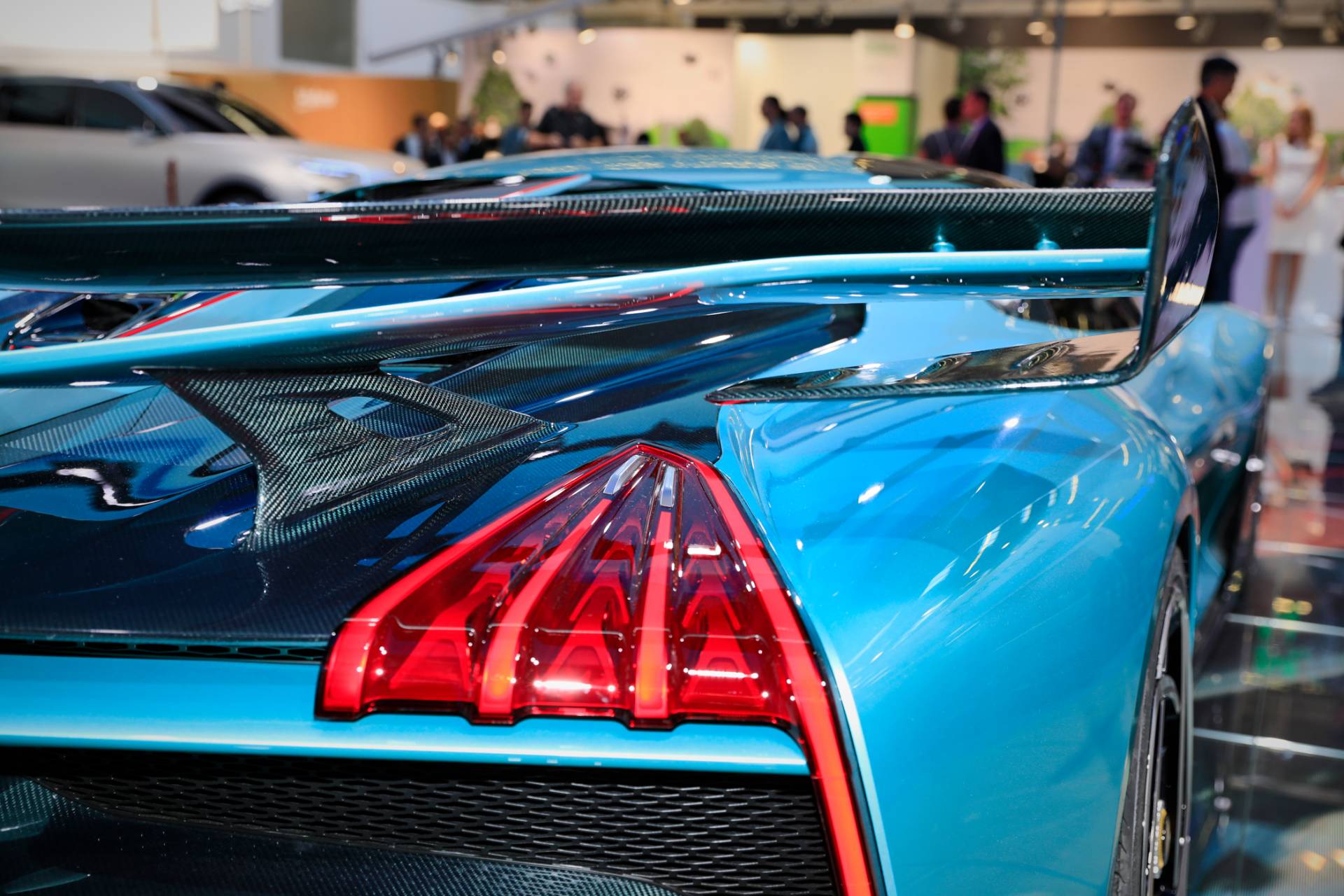 Hongqi Crashes Frankfurt Party With 1,400HP S9 Hybrid Hypercar And 373-Mile E115 Electric SUV