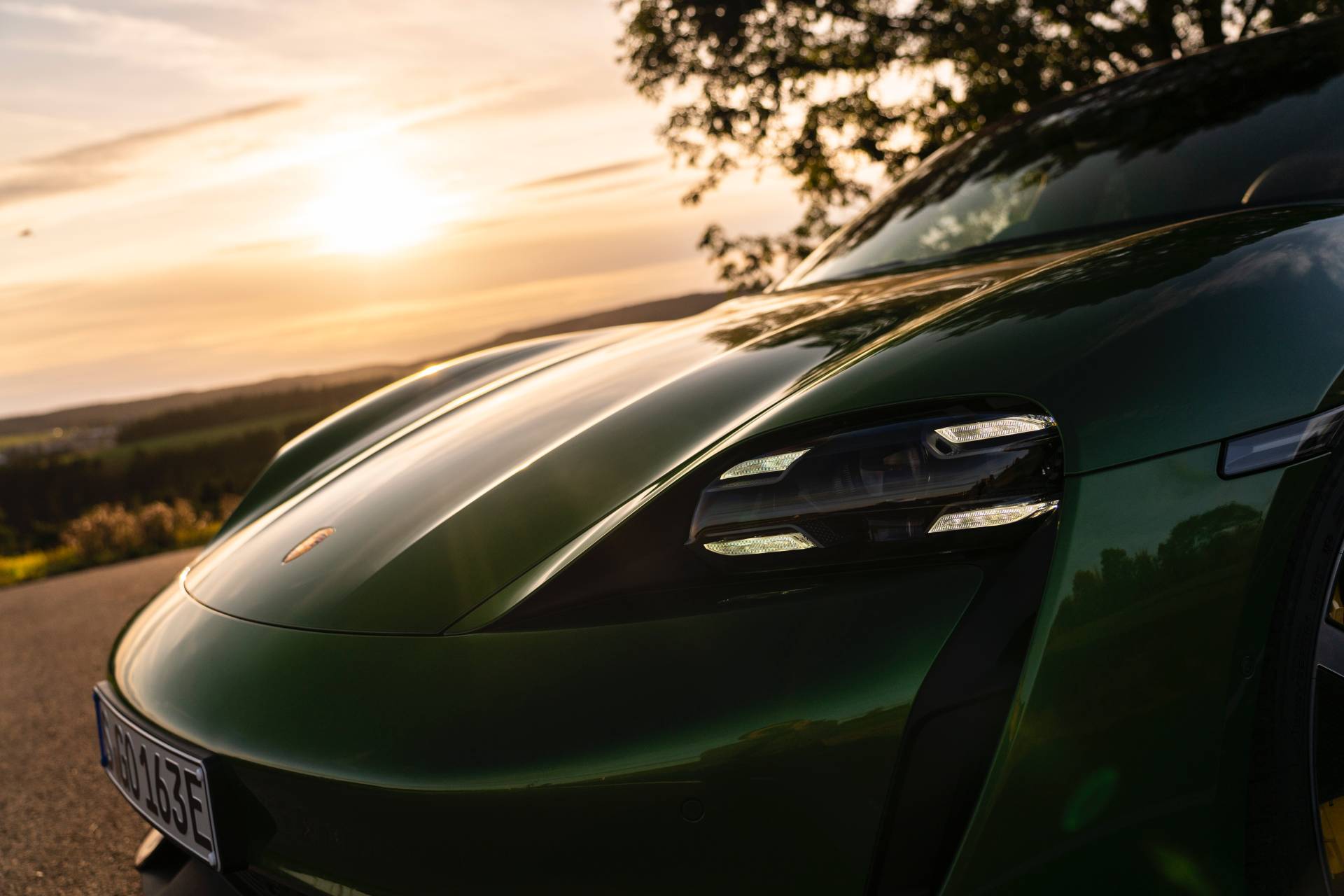 Forget About The Nürburgring – The 2020 Porsche Taycan Looks Best In Its Natural Habitat