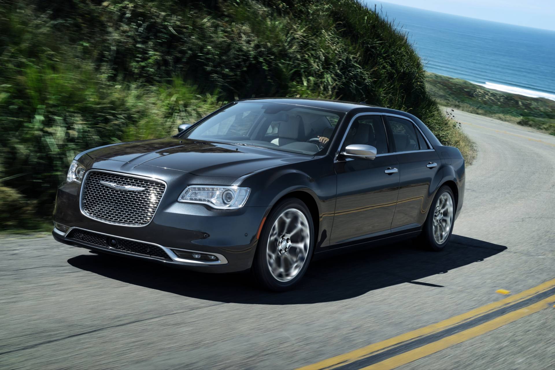 2020 Chrysler 300 Gains Red S Appearance Package – And Not Much Else