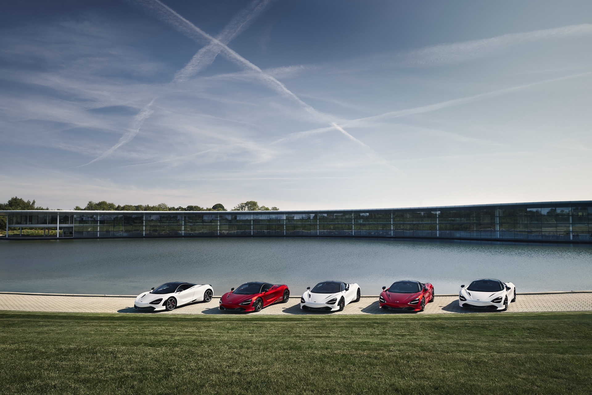 McLaren 720S Coupe MSO Apex Collection Honors Top European GP Tracks