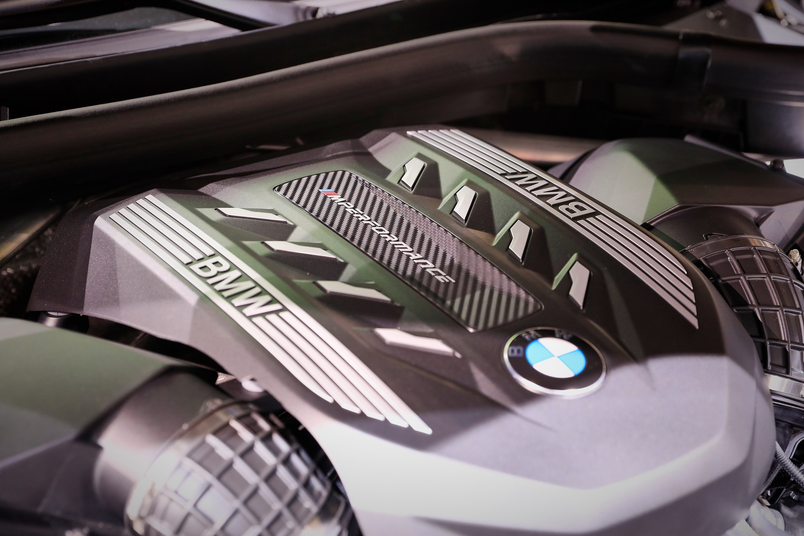 The Bold And The Very Fast: 2020 BMW X6 M50i Lands On Home Soil