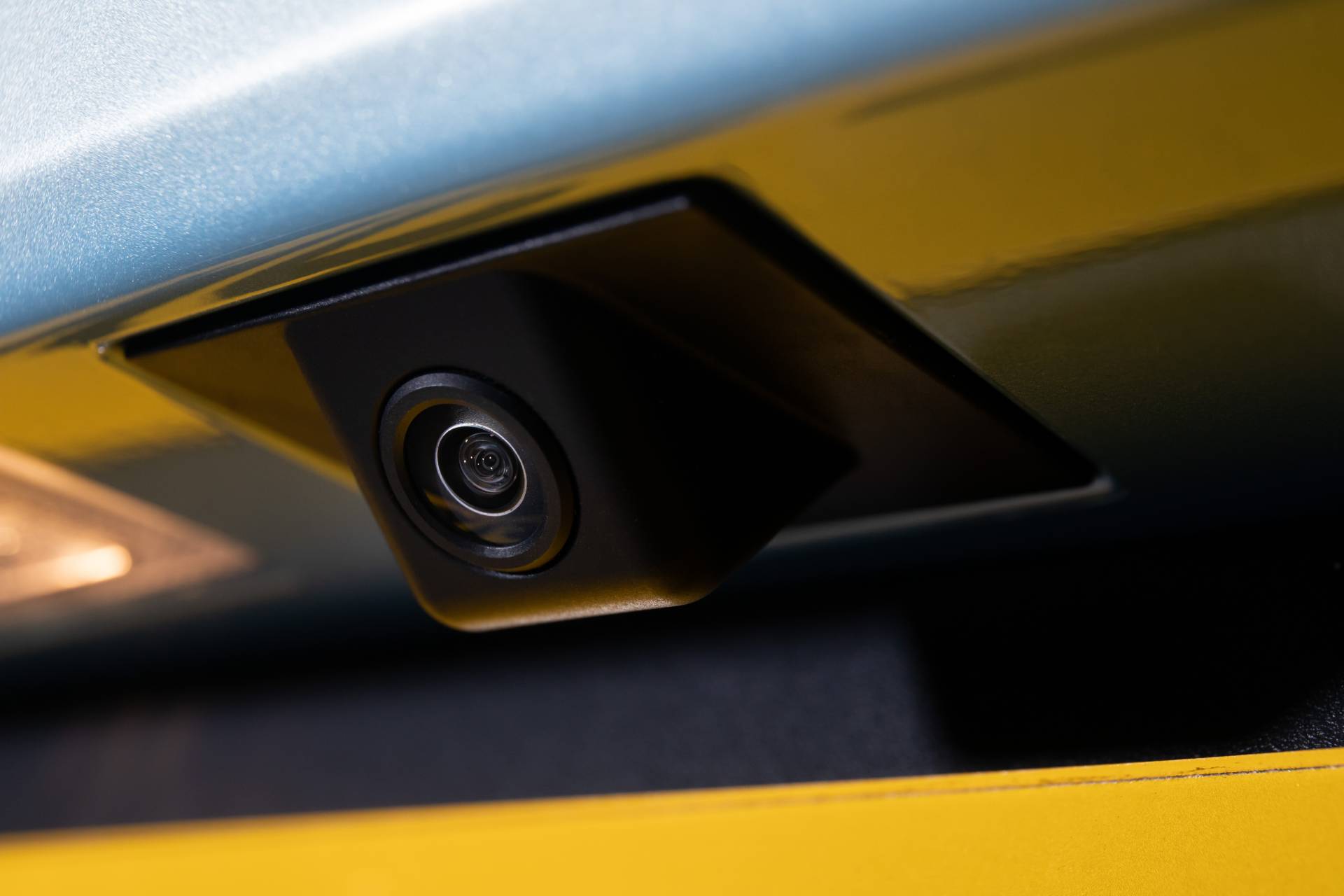 MG Racks Up 2,000 Orders For ZS EV, Extends Discounts To Next 1,000 Buyers