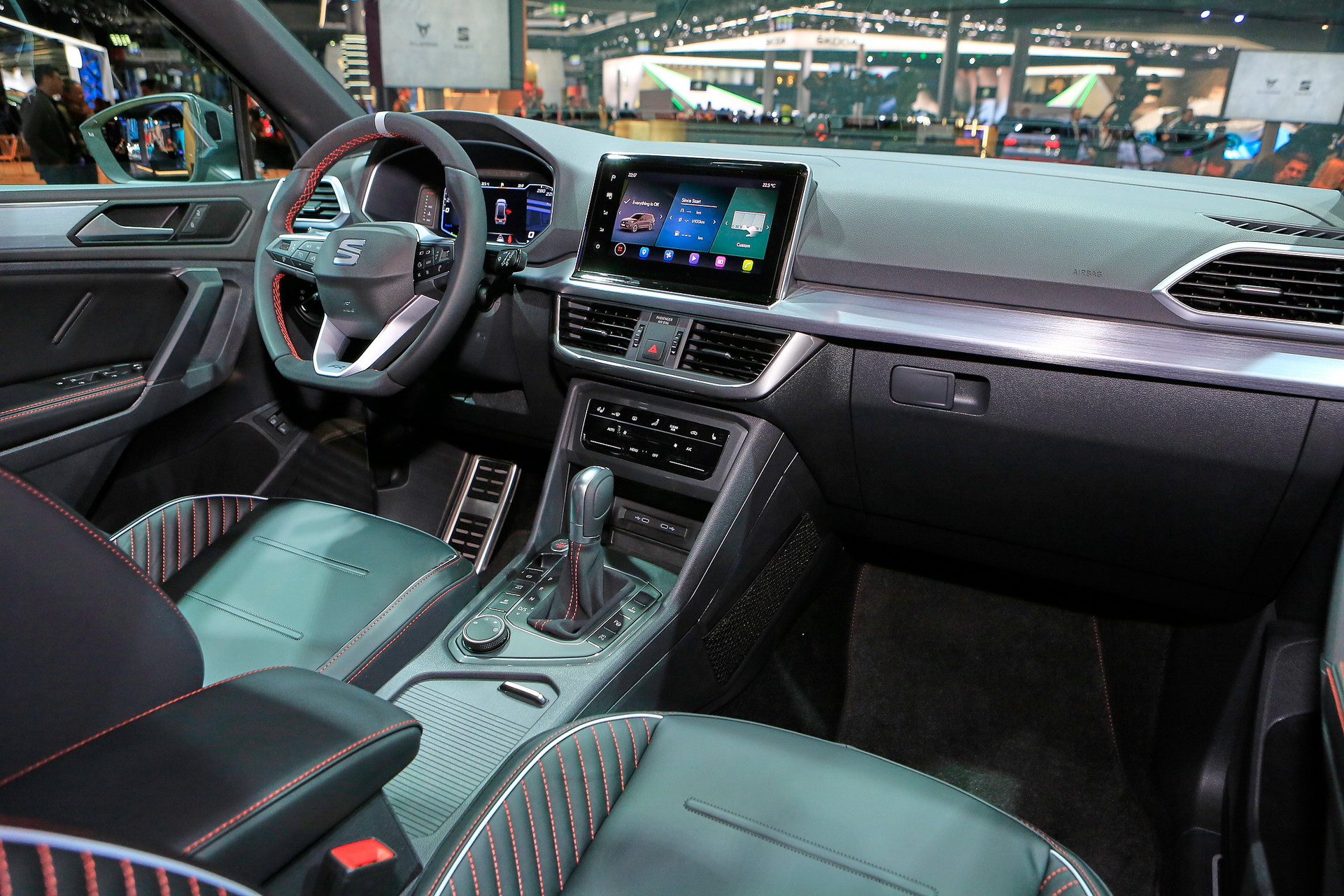 SEAT Tarraco PHEV Shows Up In Frankfurt In FR Trim With 241 HP