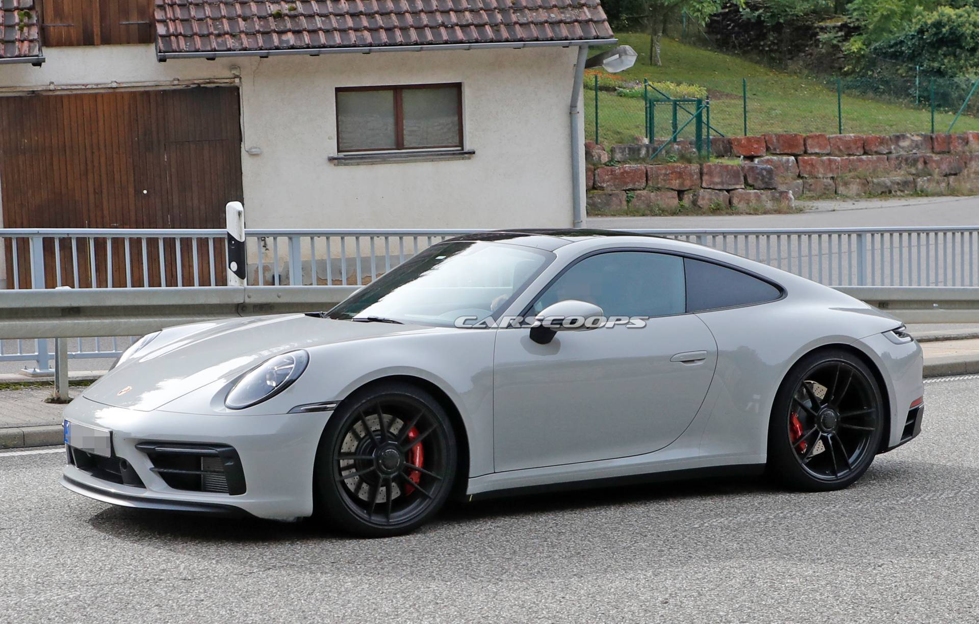 New Porsche 911 GTS Spotted Undisguised (Again), Should Be The 992 To Get
