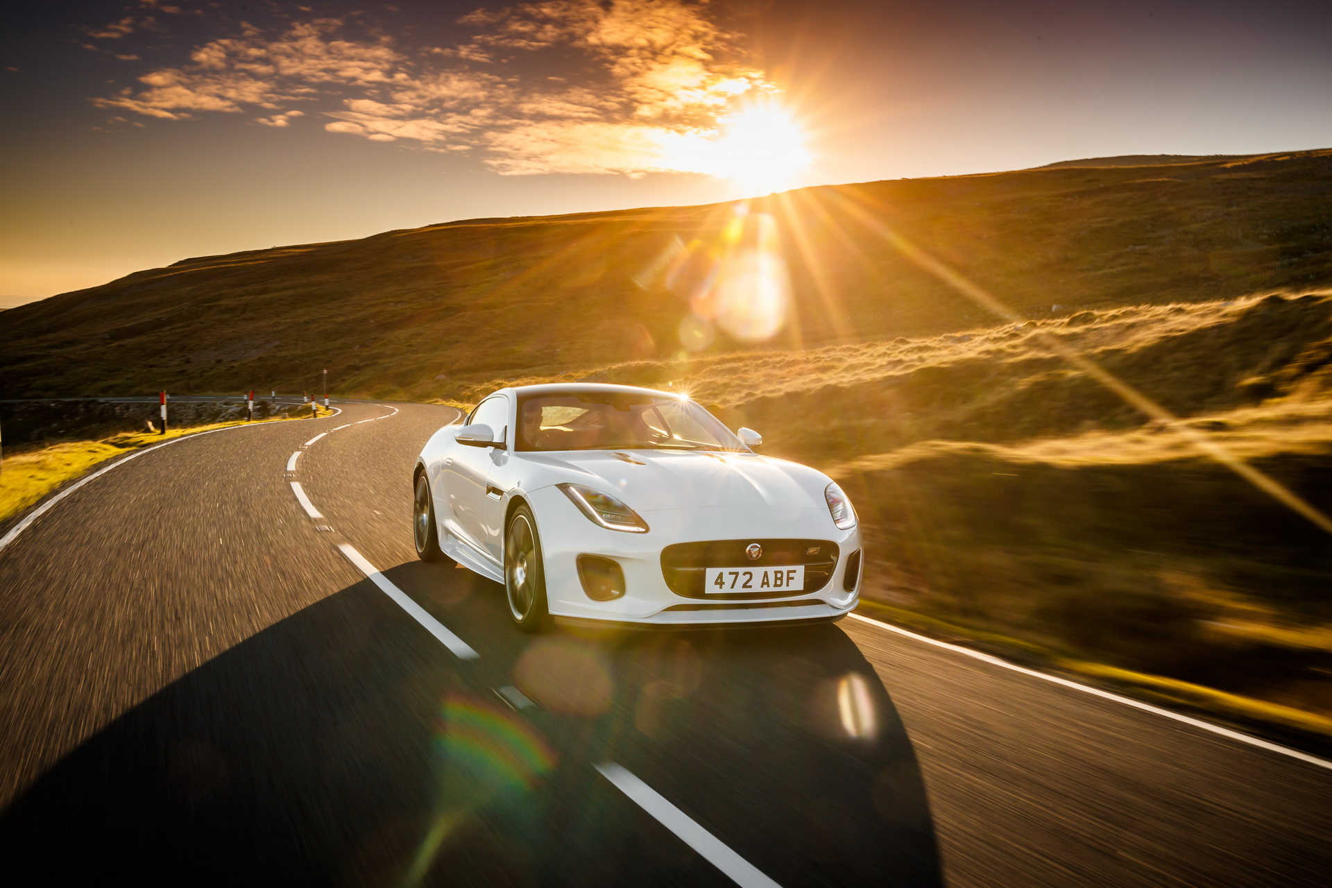 Next-Gen Jaguar F-Type Could Switch To Mid-Engine Layout, Adopt C-X75 Cues