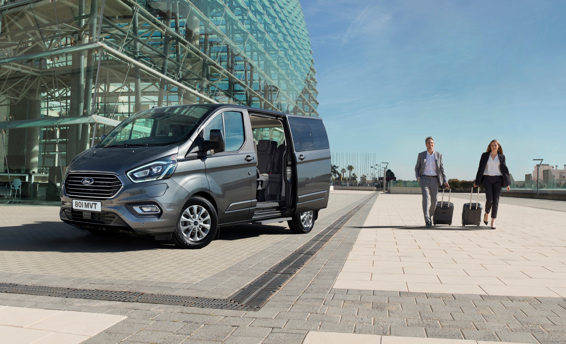 Ford Transit And Tourneo Plug-In Hybrids Detailed, Offer Up To 35 Miles Of Electric-Only Range