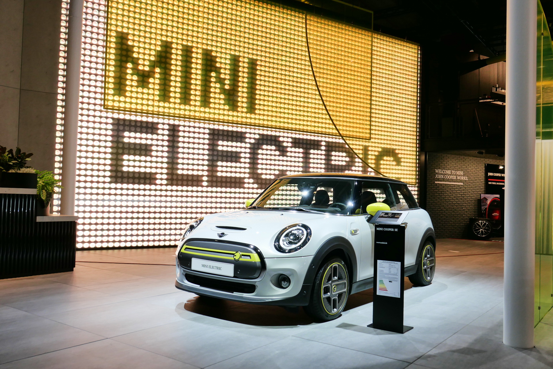 Mini’s New Electric Cooper SE Poses Under The Frankfurt Lights