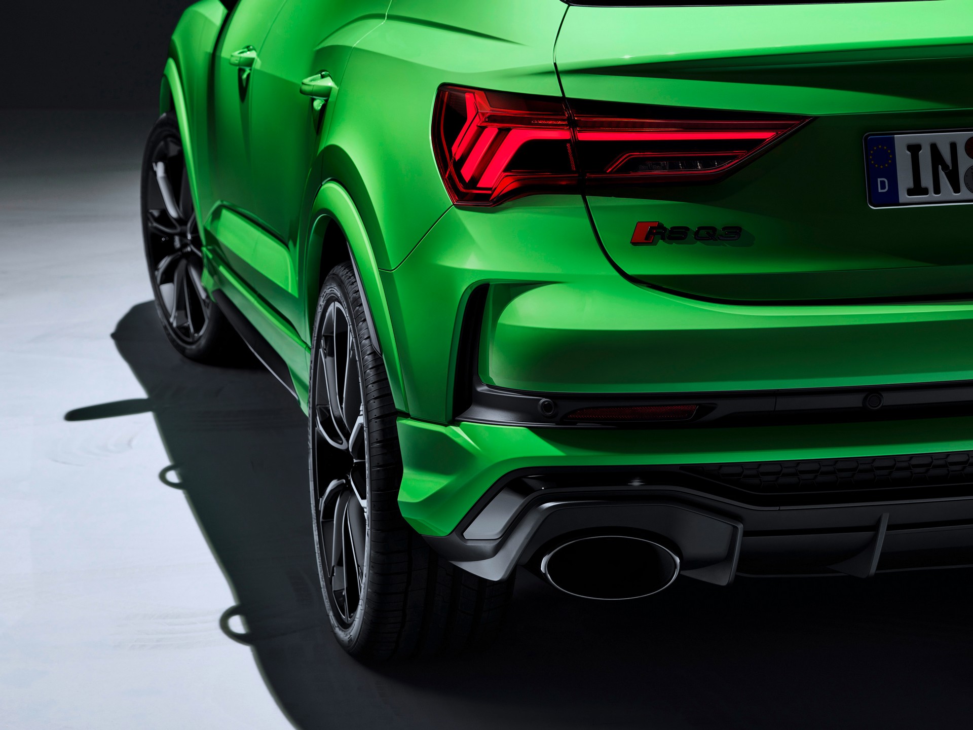 Audi RS Q3 And RS Q3 Sportback Debut With 395 HP