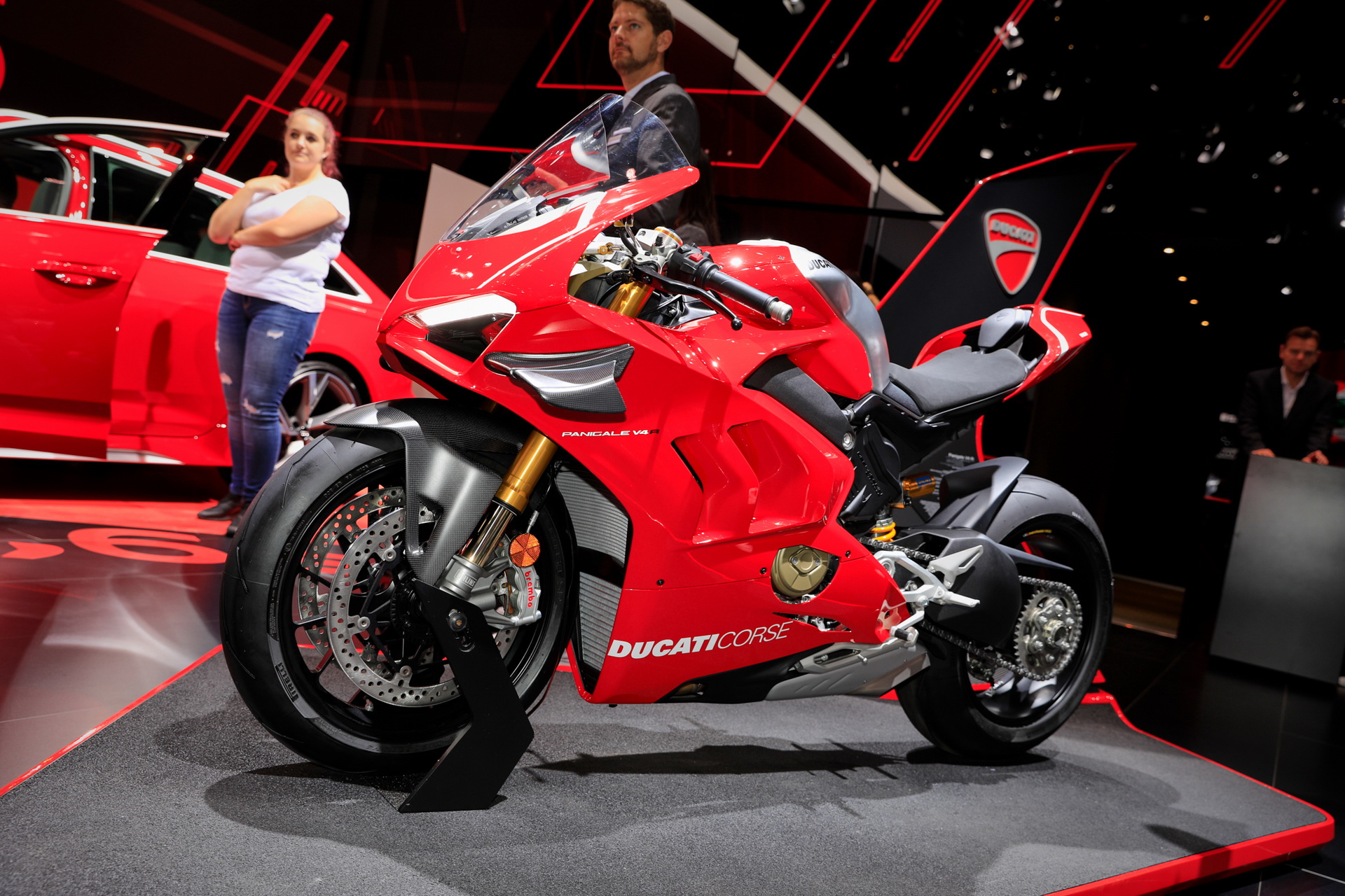 Glossy Red 2020 Audi RS6 Avant Is Frankfurt’s Most Extreme Family Car (And We Love It For That)