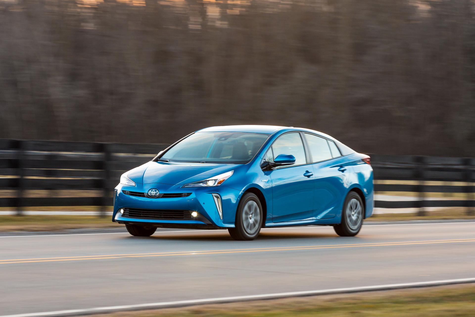 Toyota Updates 2020 Prius With More Safety Kit And Apple CarPlay As Standard