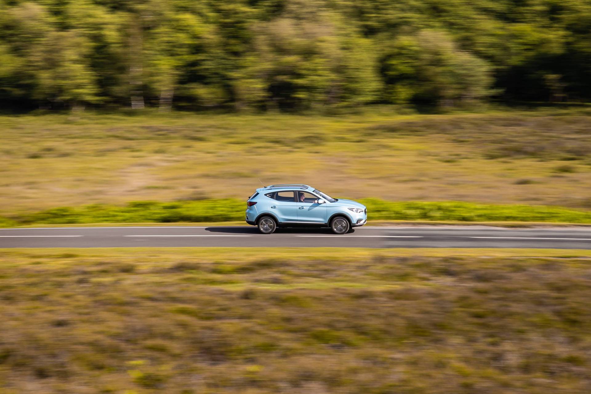 MG Racks Up 2,000 Orders For ZS EV, Extends Discounts To Next 1,000 Buyers