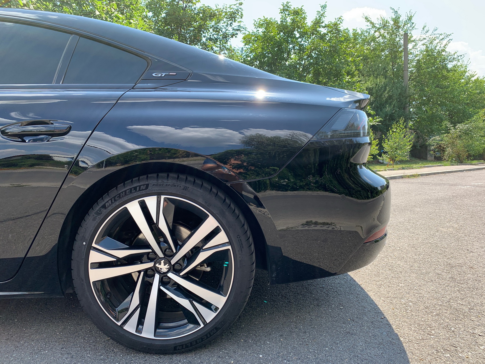 Driven: 2019 Peugeot 508 Fastback Bets On Style And Tech To Win You Over