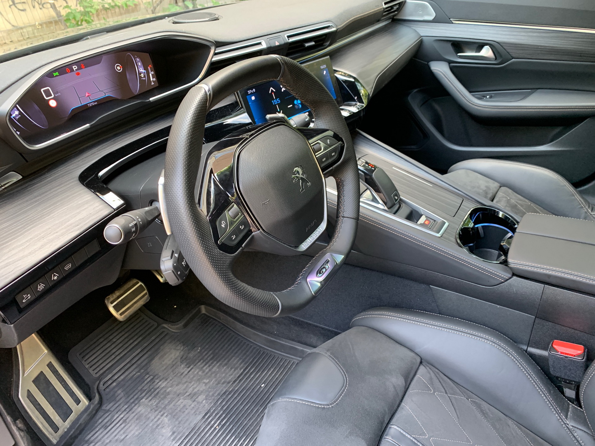 Driven: 2019 Peugeot 508 Fastback Bets On Style And Tech To Win You Over