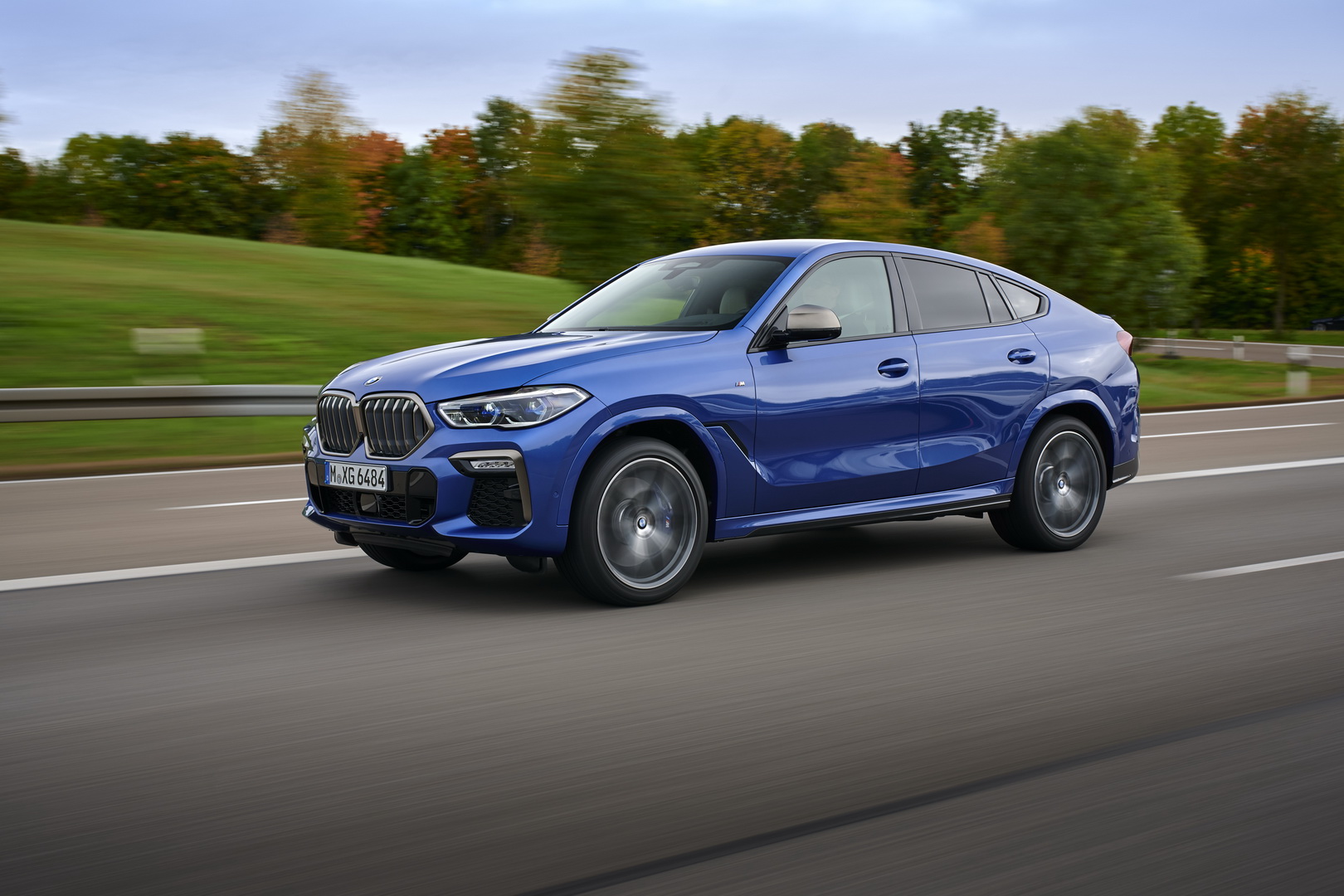 BMW Wants You To Explore Every Detail Of The New X6 In 102 Images