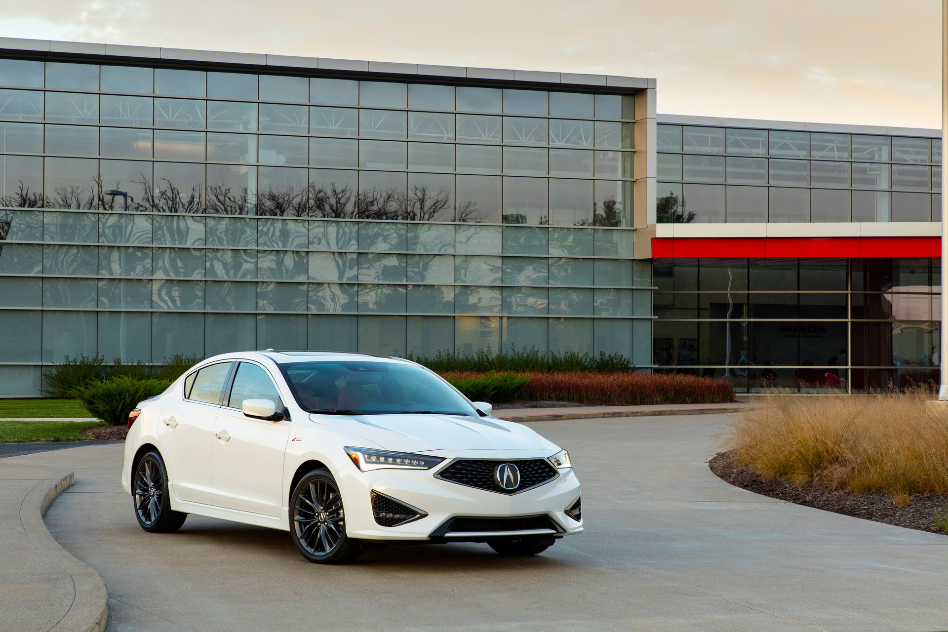 2020 Acura ILX Hits Showrooms, Retains Last Year’s $25,900 Starting Price
