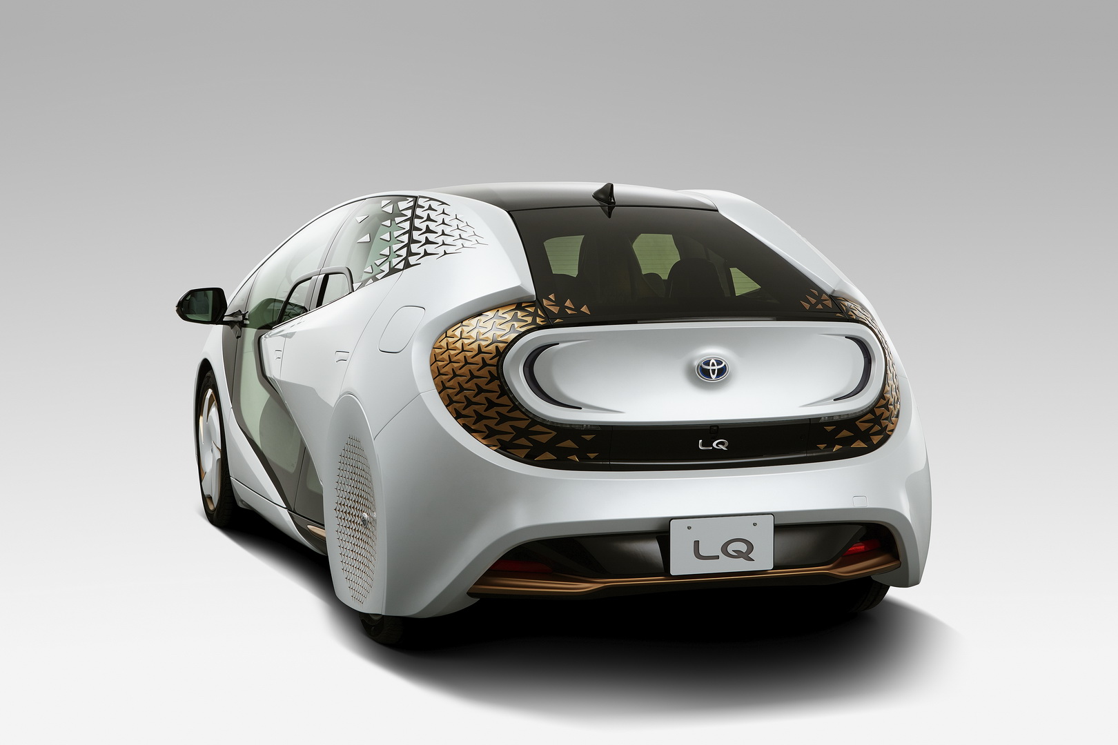 Welcome To The Future: New Toyota LQ Concept Uses AI To Talk With You