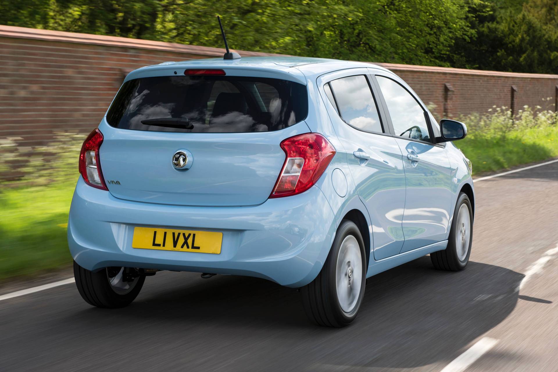 Vauxhall Insignia Sports Tourer And Viva Axed From UK Market