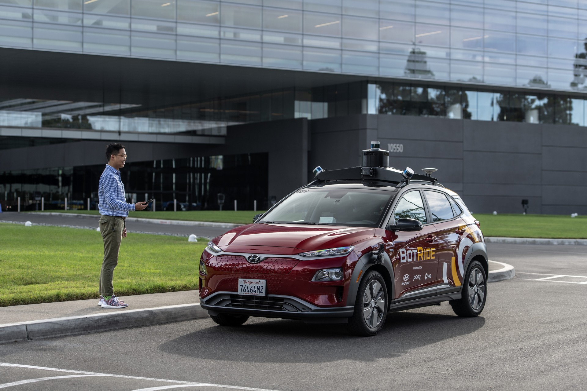 Hyundai To Launch Autonomous Ride-Sharing Service In California Next Month