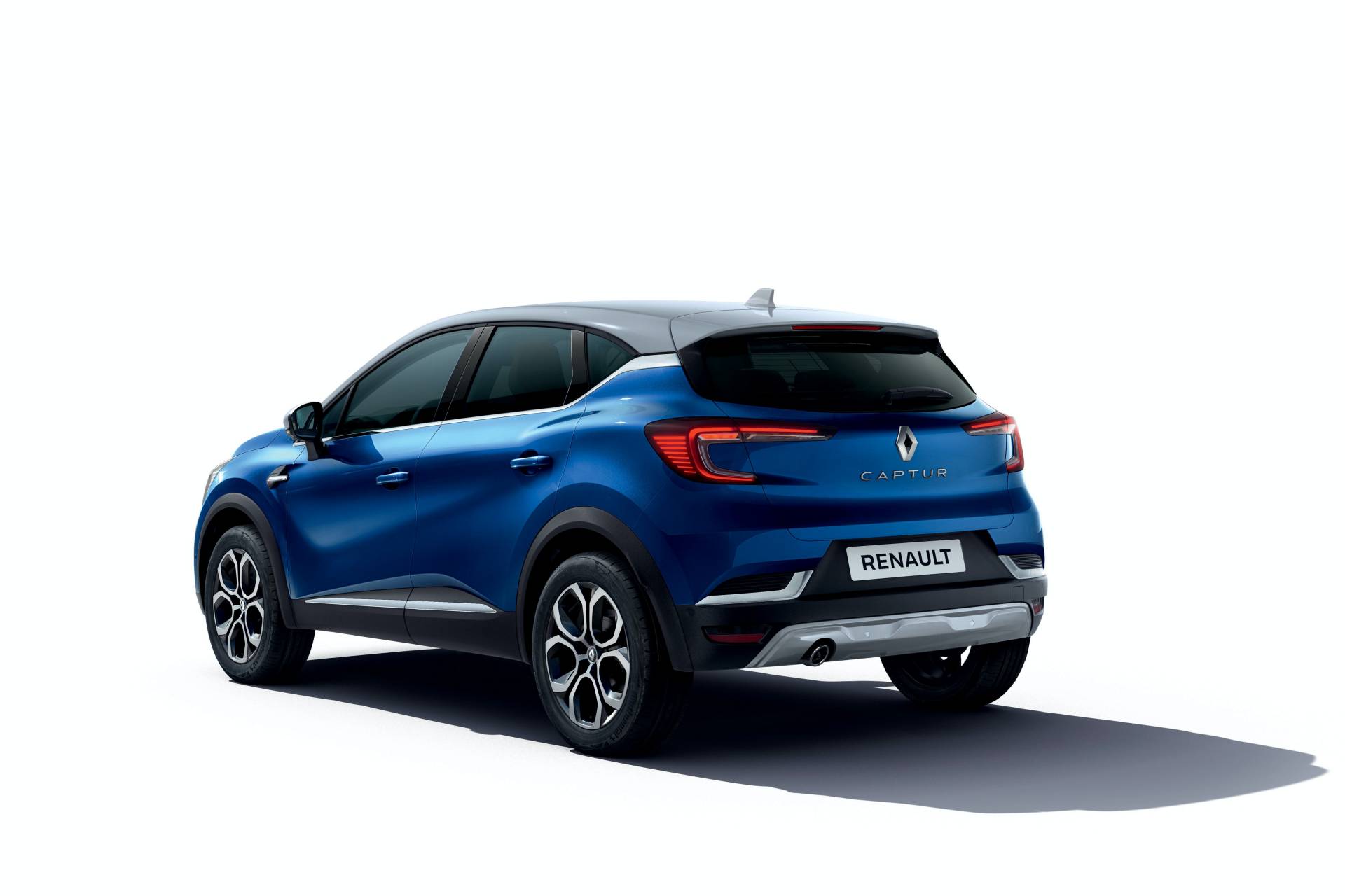 2020 Renault Captur Vies For European Supremacy, Stars In Huge Gallery