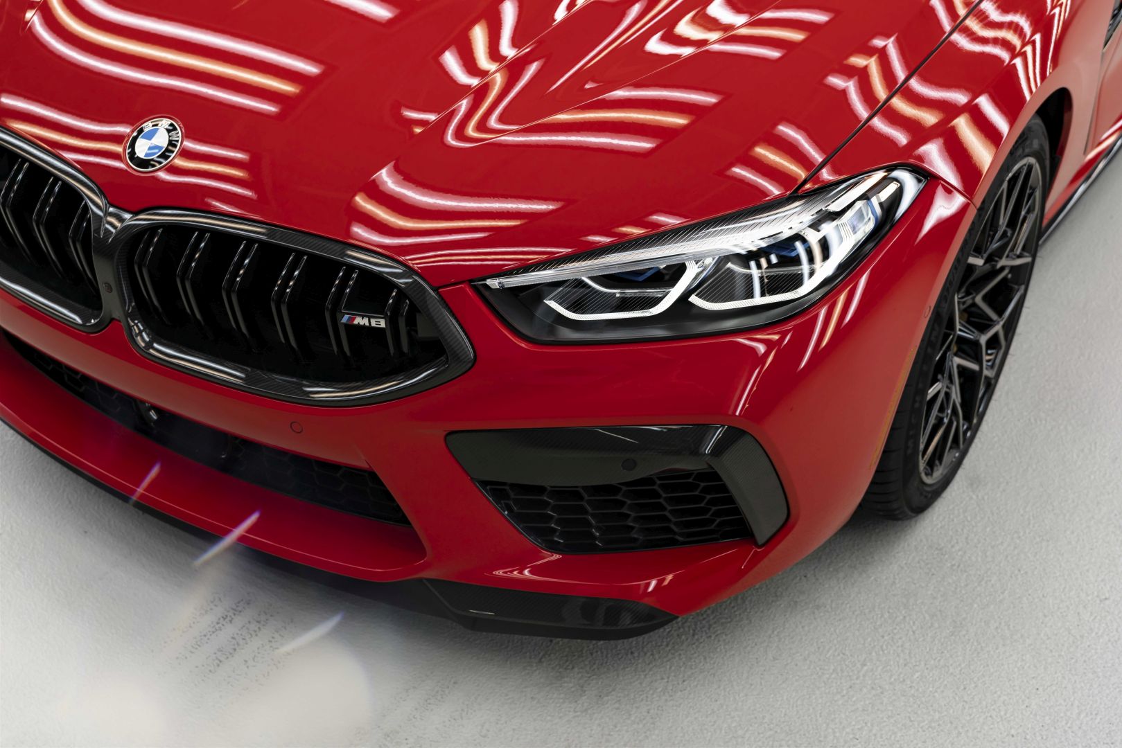 BMW M8 Comes With A Set Of Bespoke Tires From Pirelli