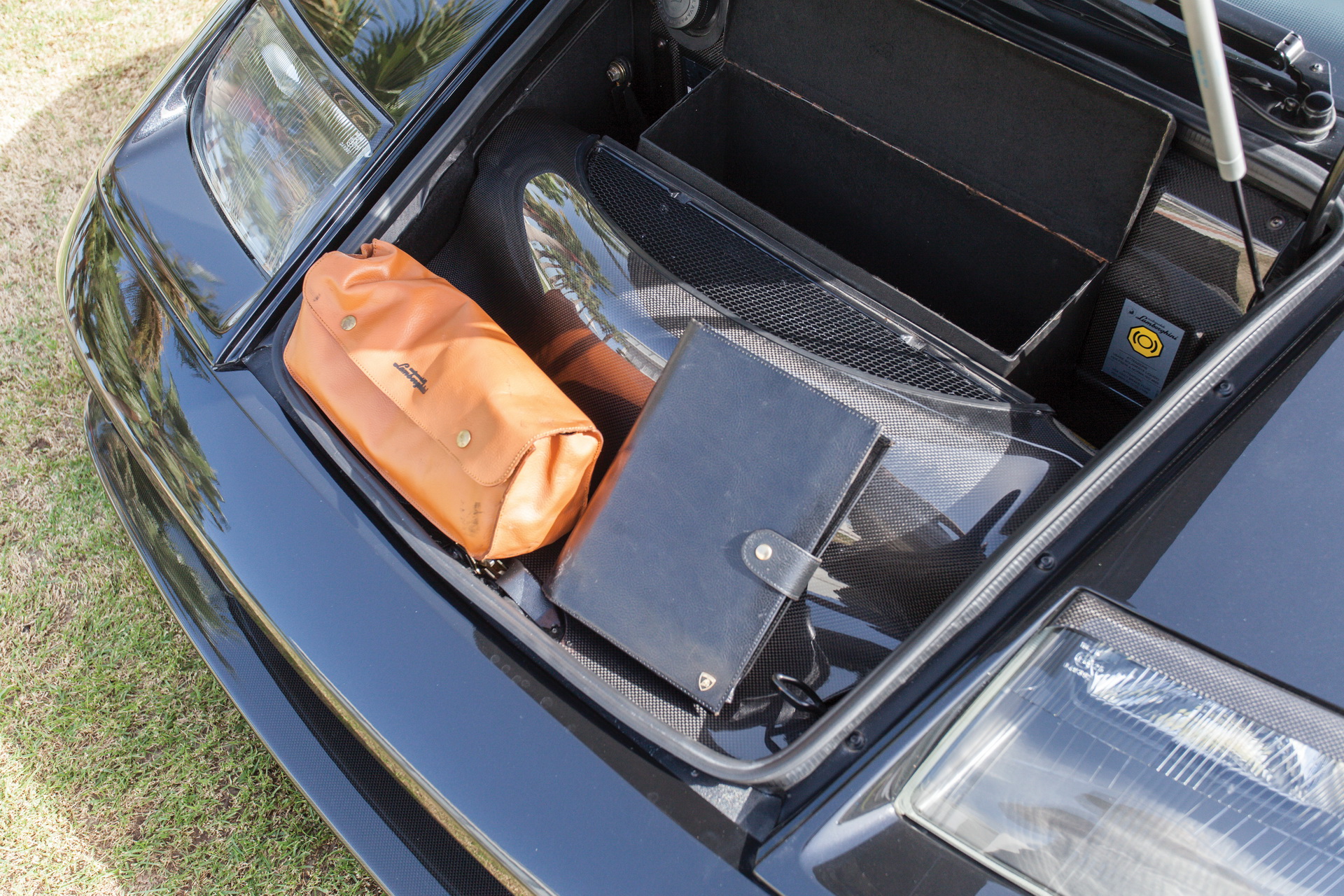 The Mighty Diablo GT Is The Most Hairy-Chested Lambo Of All Time