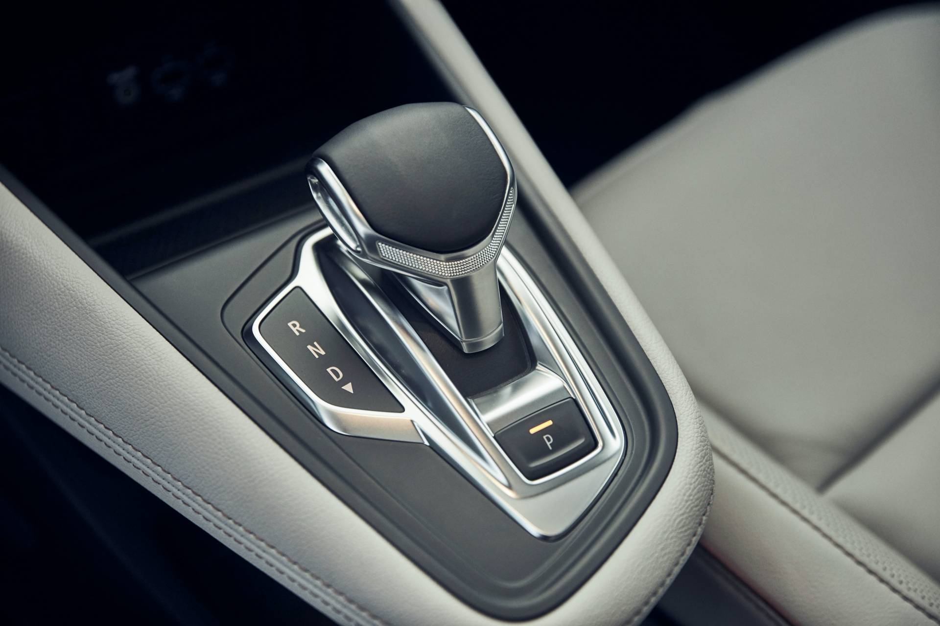 2020 Renault Captur Vies For European Supremacy, Stars In Huge Gallery