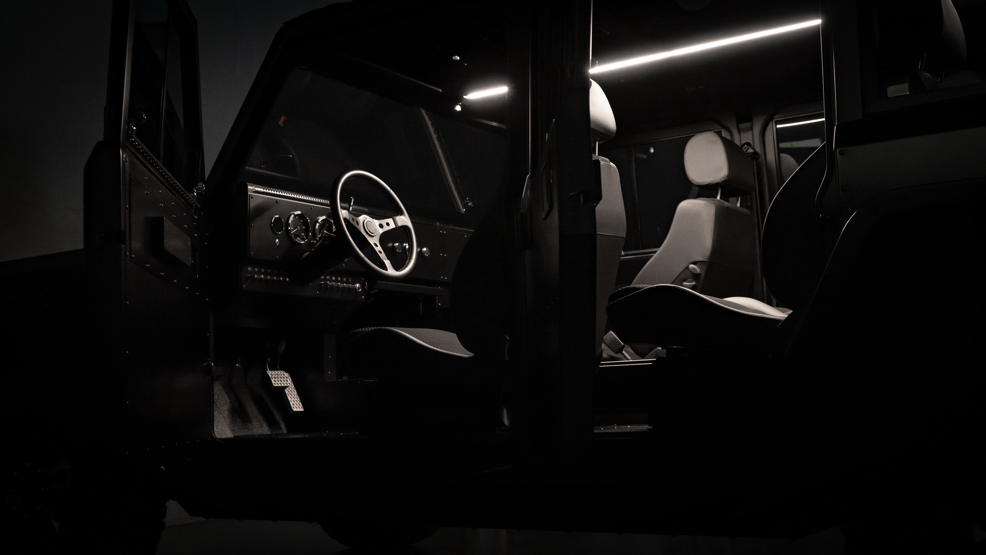 Bollinger’s All-Electric B1 SUV And B2 Pickup Want To Be The Eco-Conscious Warriors Hummer Never Was