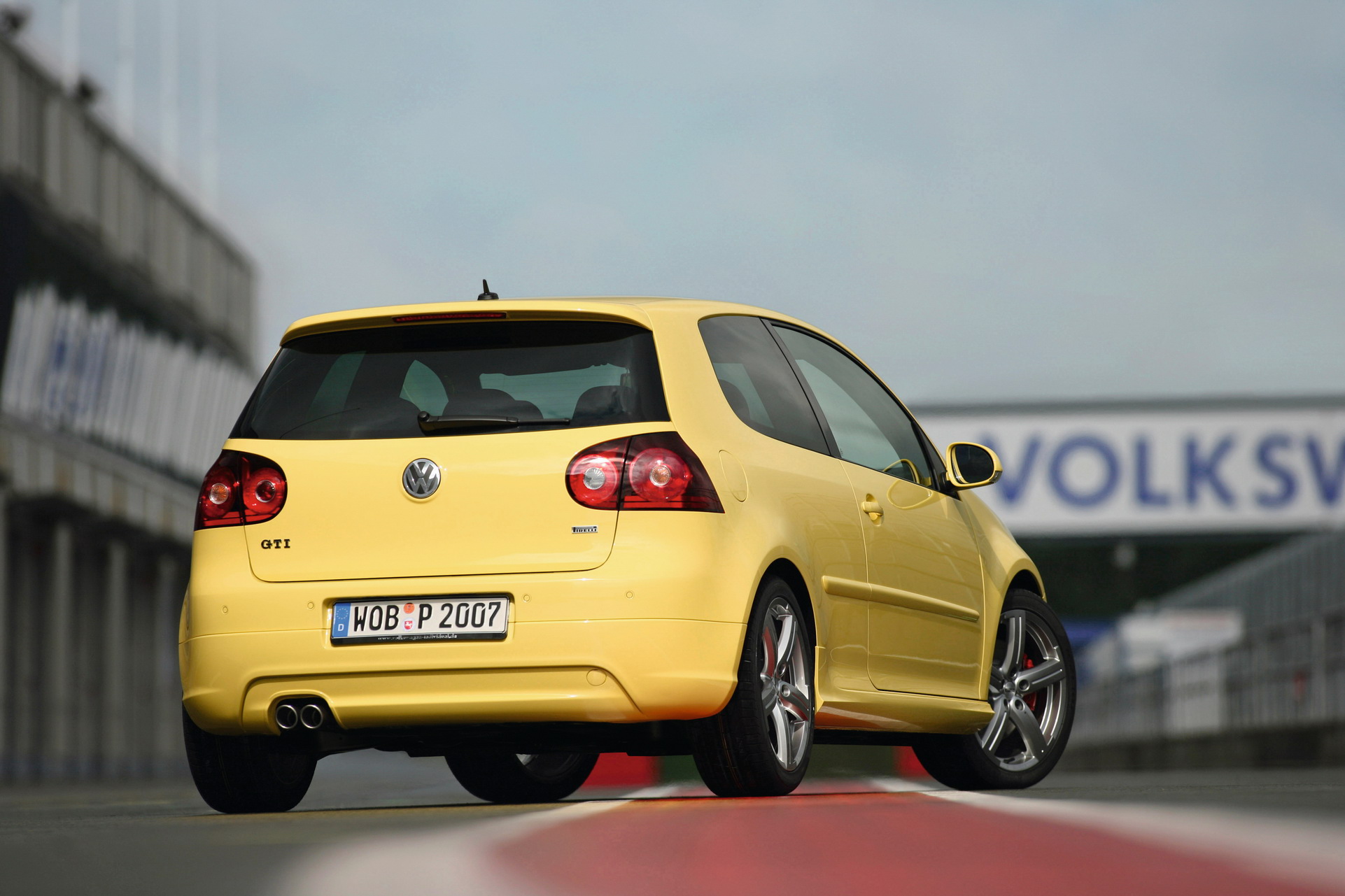 VW Golf Countdown: 2003-2008 Mk5 Climbed Up The Premium Ladder