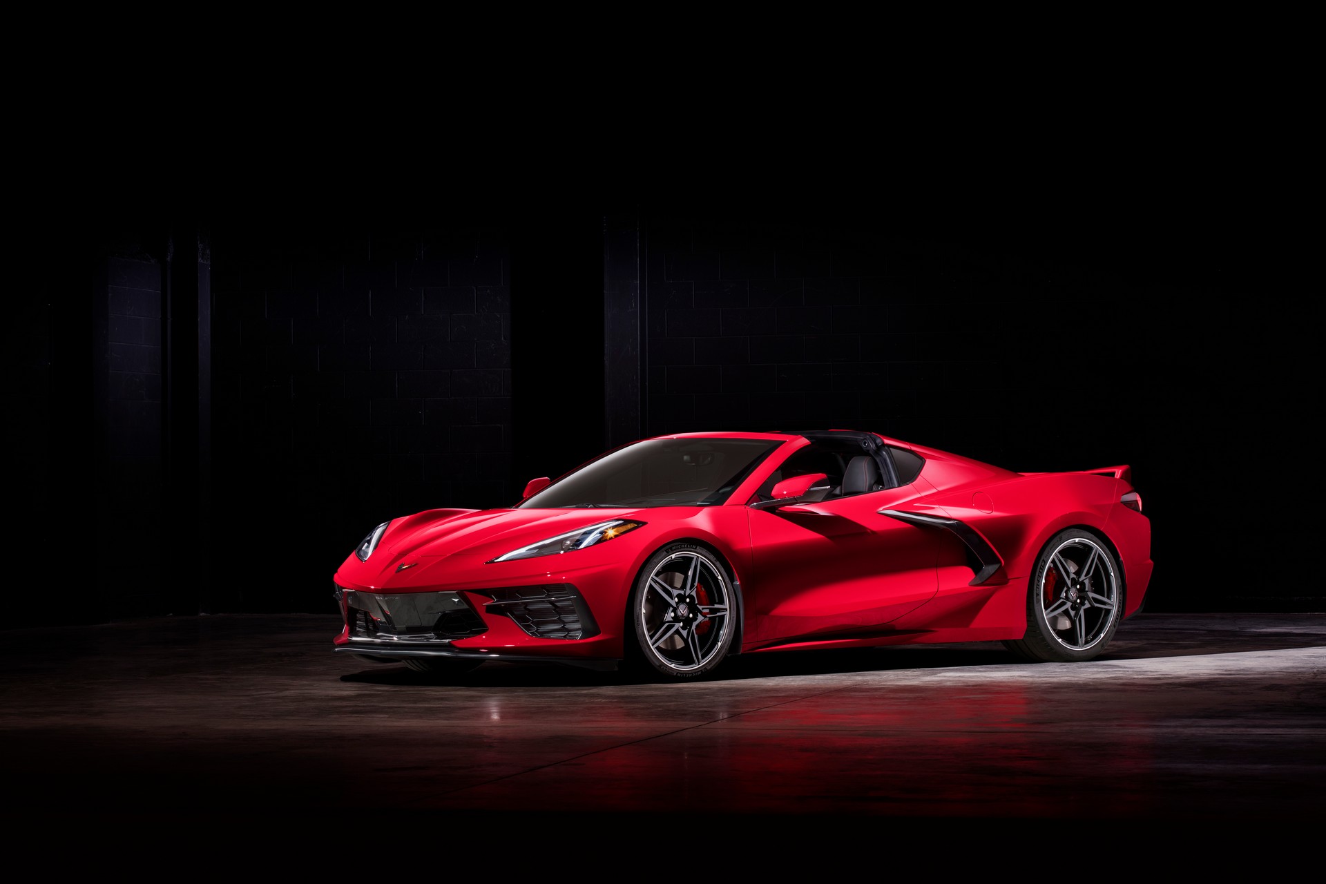 2020 Corvette C8 Enters Series Production, Will Hit Dealers Later This Month