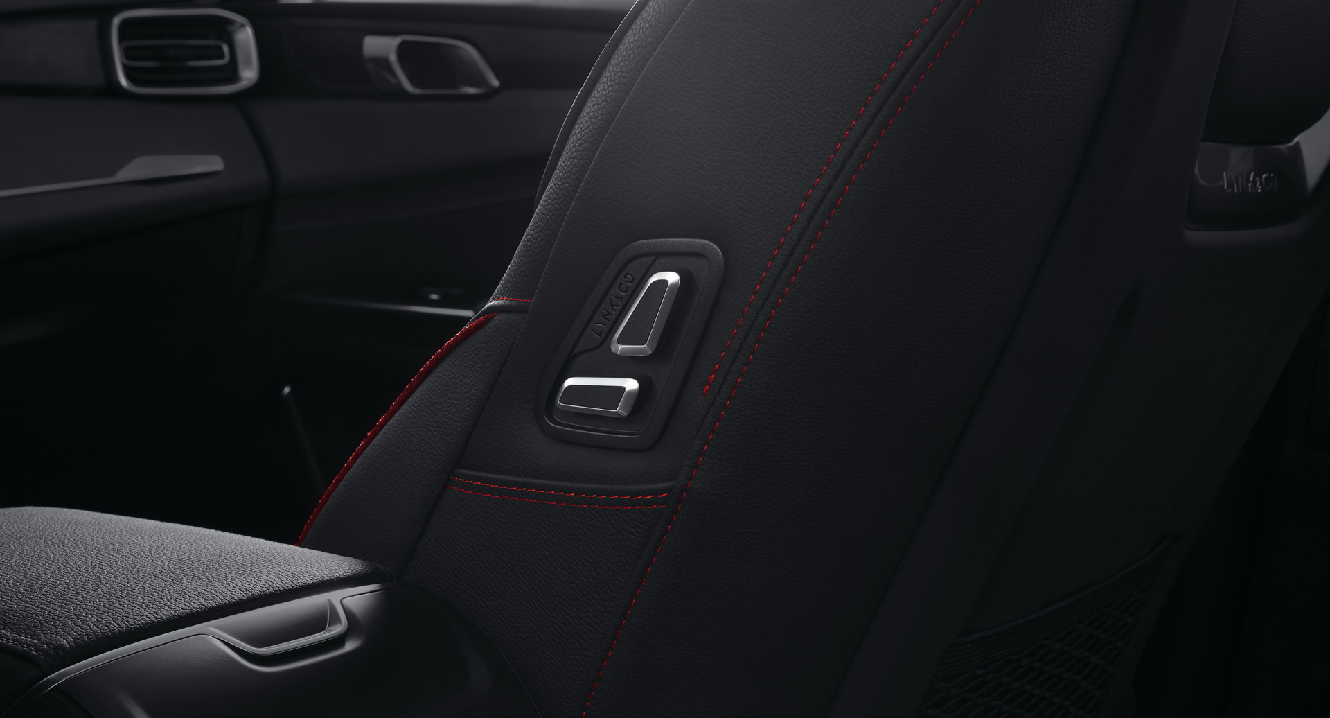 Lynk & Co Picks Amsterdam For Its European Debut Because They Don’t Like Cars There