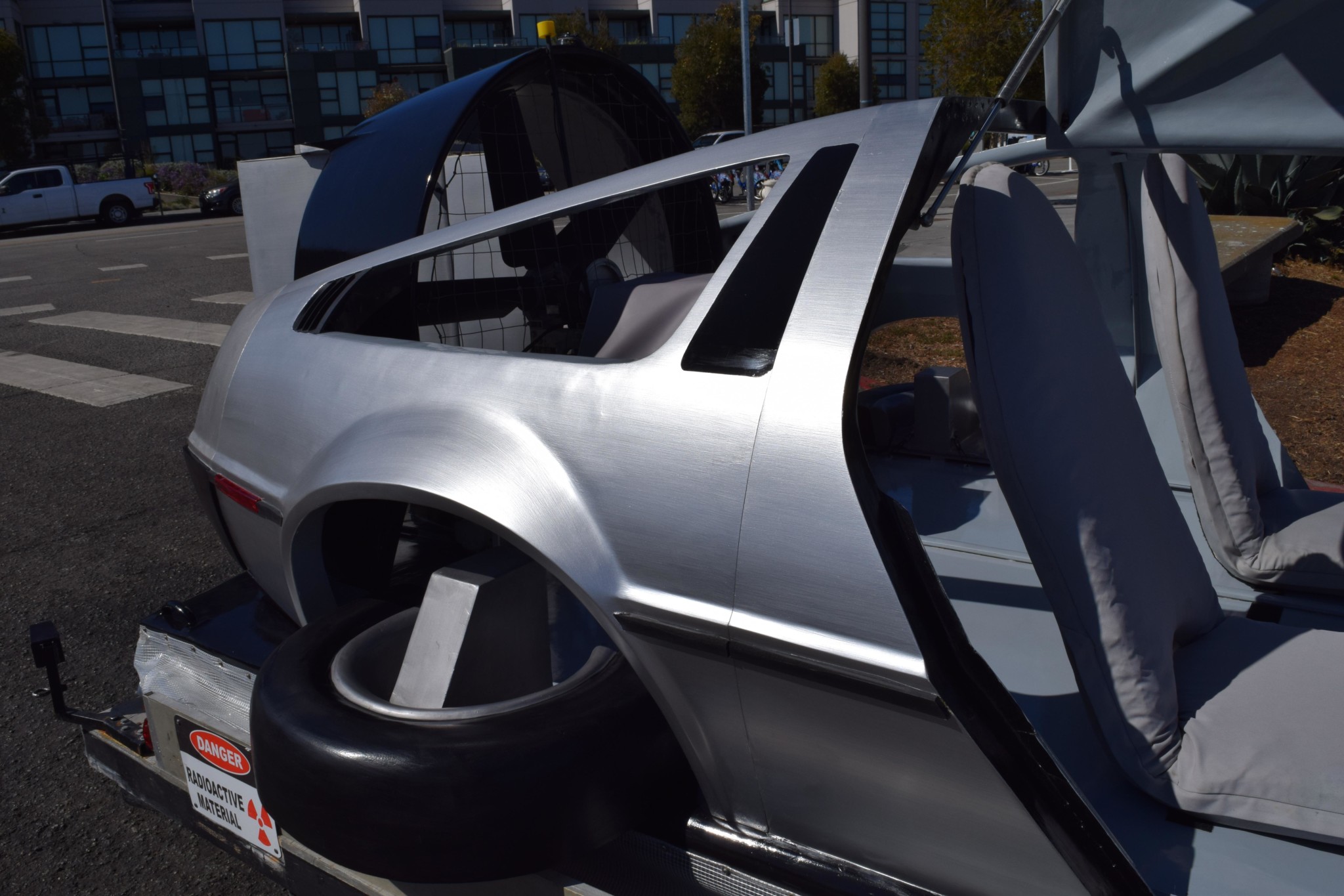 There’s a Bizarre DeLorean Hovercraft For Sale Right Now