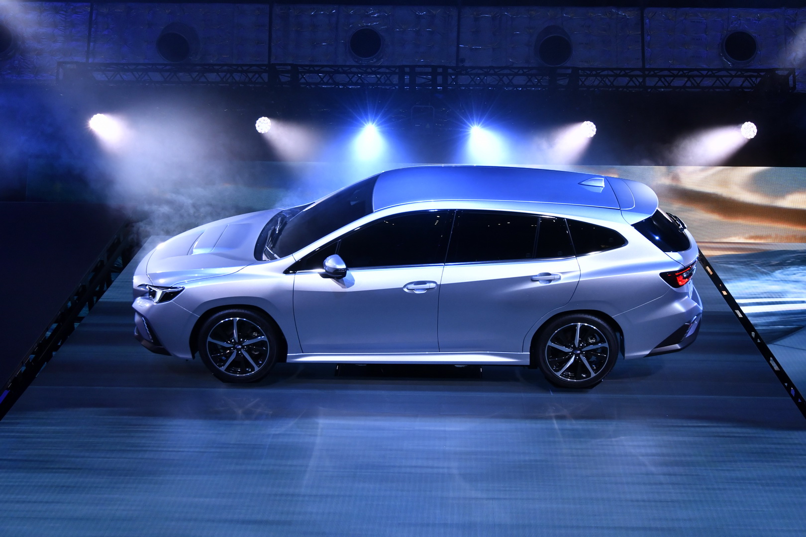 Levorg Pre-Production Prototype Shows Subaru’s Next-Gen Mid-Size Wagon