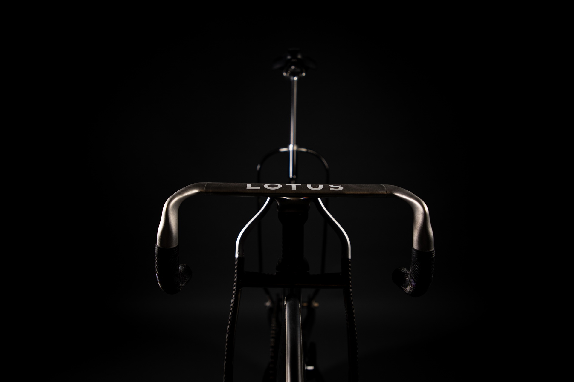 Lotus Designs Innovative Track Bike With Unique Front Fork