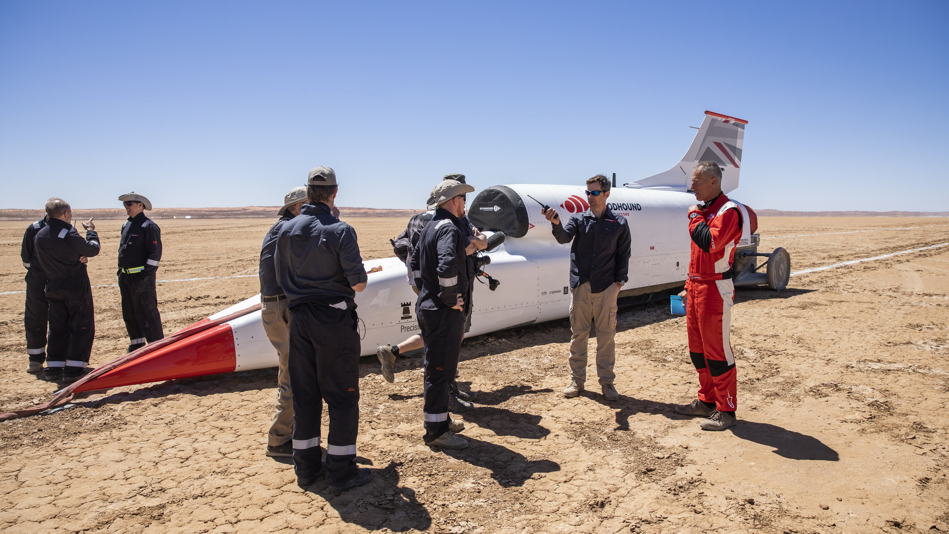 Bloodhound LSR Completes First Test Run On The Desert, Hits 334 MPH
